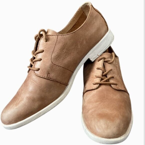 Born Shoes Passi Derby Lace Up Oxford Distressed Soft Tan Leather 8.5M #221E - Picture 1 of 11